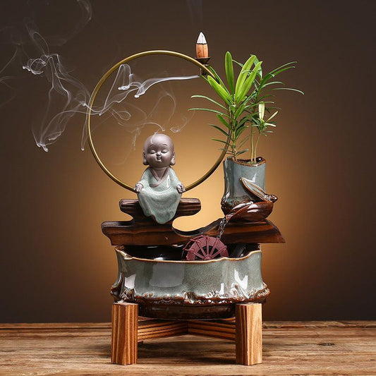 Small Ceramic Self-Circulating Fish Tank Aquarium For Desktop Or Living Room Décor.