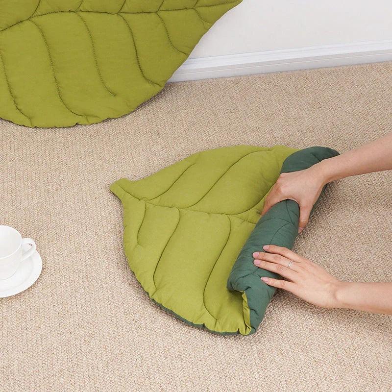 NNEDSZ 1 Pcs Green Leaf-Shaped Pet Sleeping Mat - Durable Dog Floor Pad & Cat Bed for Sleeping and Playtime.