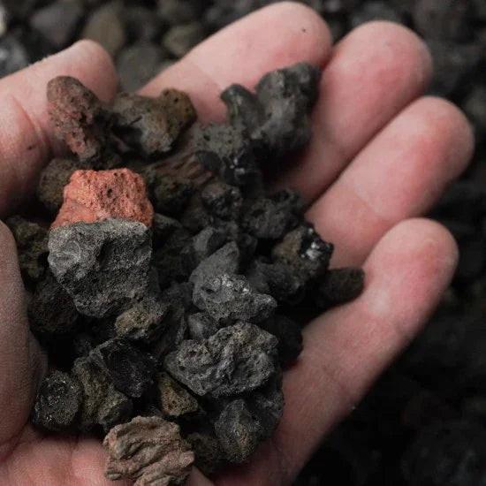 Mini Lava Rock: The Perfect Substrate Booster 10L.